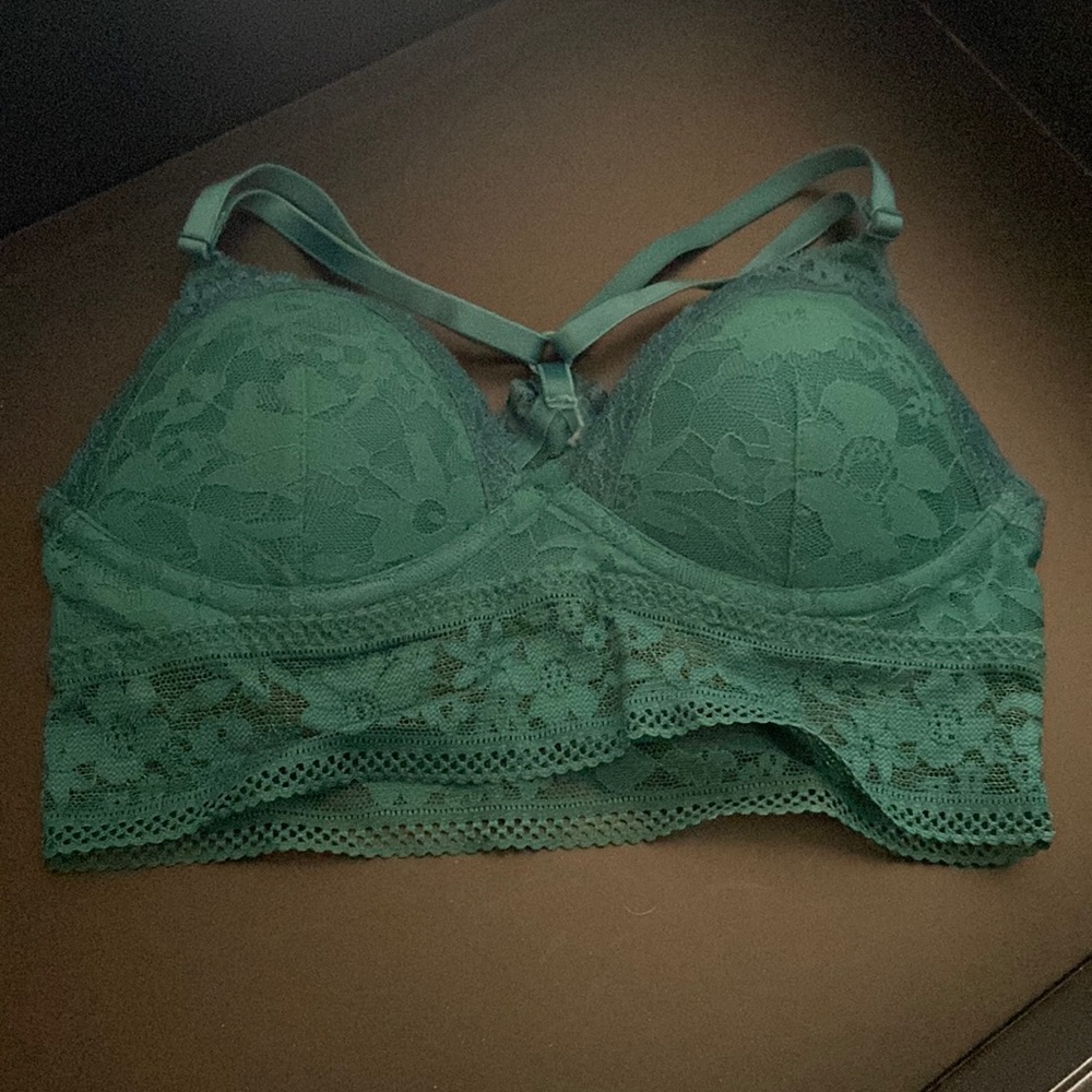 Brand New Victoria Secret Lace Bralette
